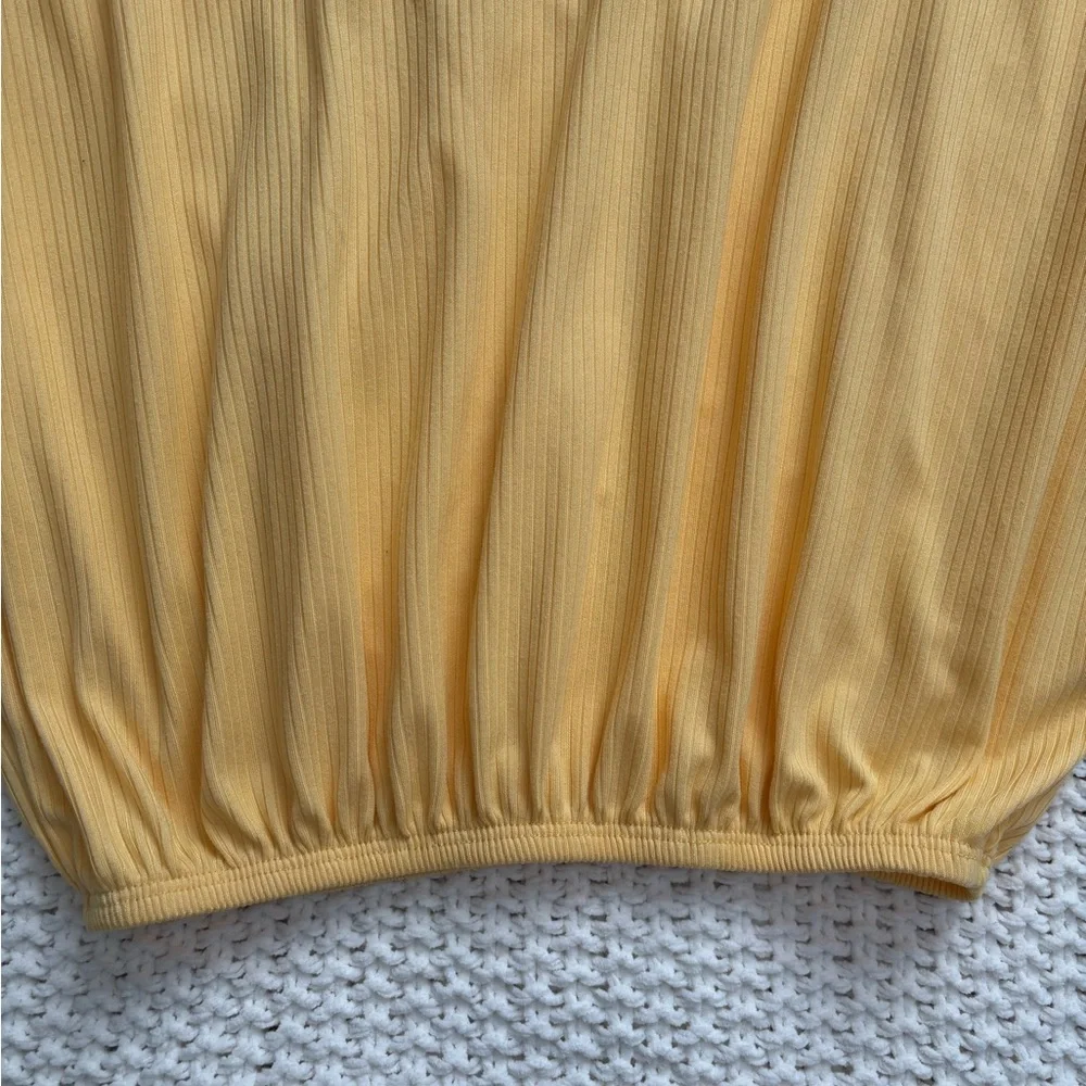 NWOT Yellow Ribbed Short Sleeve with Cinching at Bottom - Picture 2 of 3
